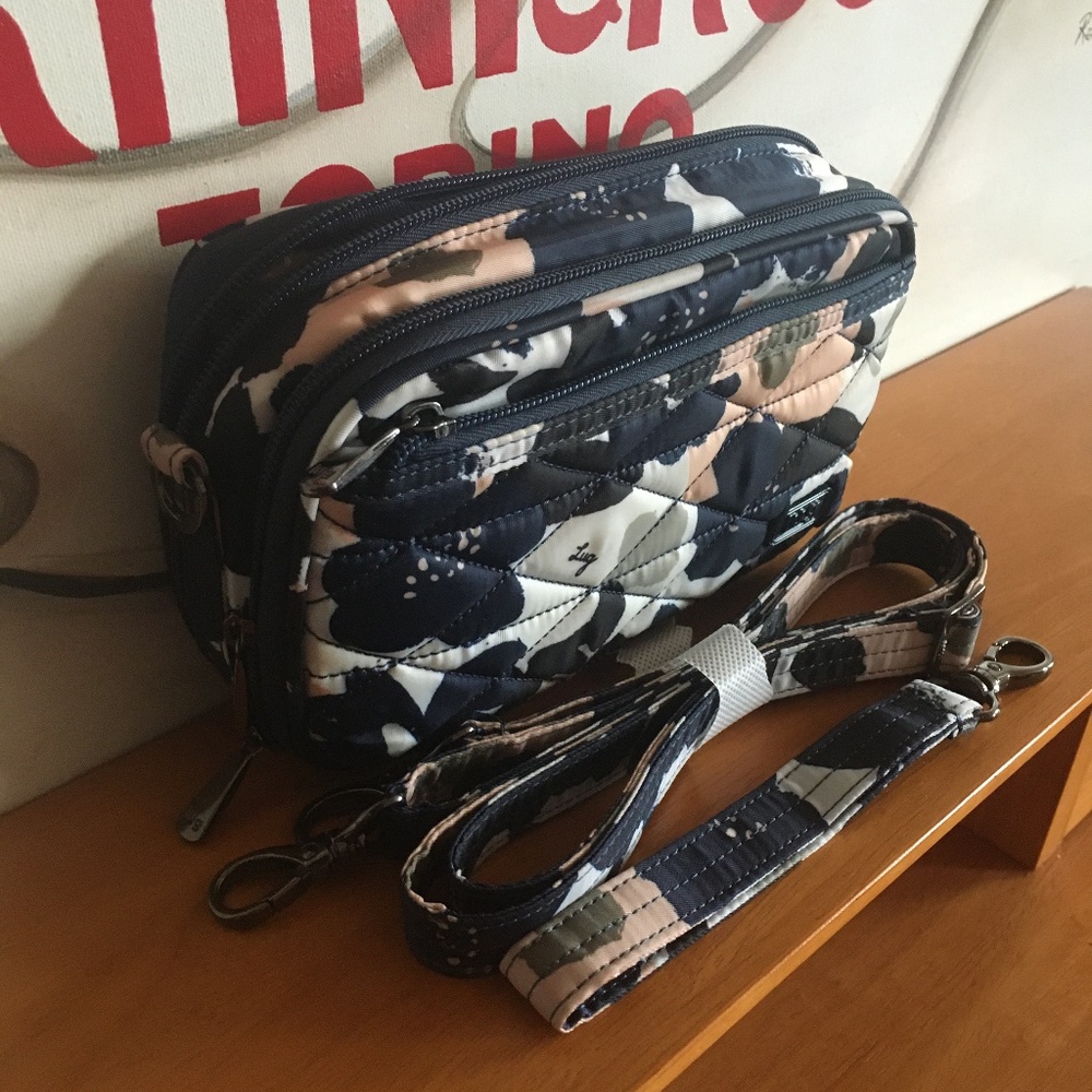 LUG - Roundabout 2 Convertible Wallet Crossbody in Floral Multi - EUC